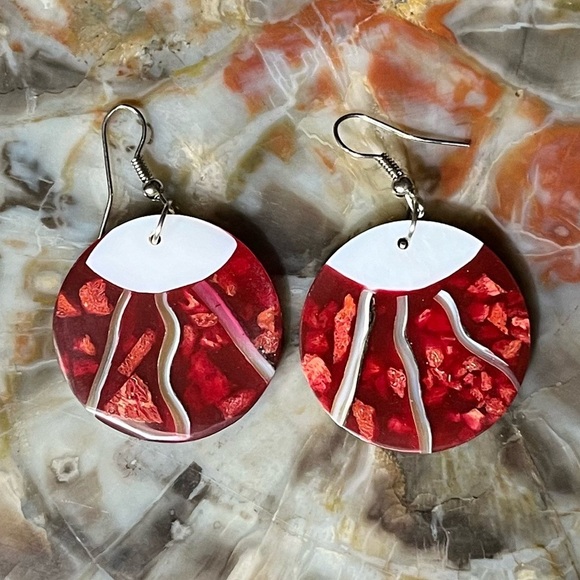 Red/ White Inlay Painted Enameled Disk Earrings - Picture 1 of 2